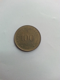 100 PESOS