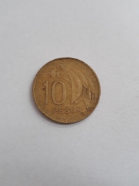 10 PESOS