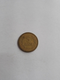 5 PESOS