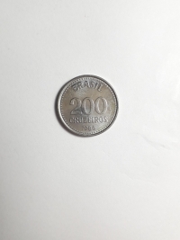 200 CRUZEIROS