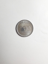 200 CRUZEIROS