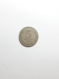5 PESOS